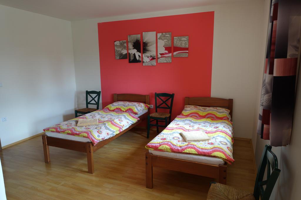 Terezín Penzion U Tomcalu מראה חיצוני תמונה