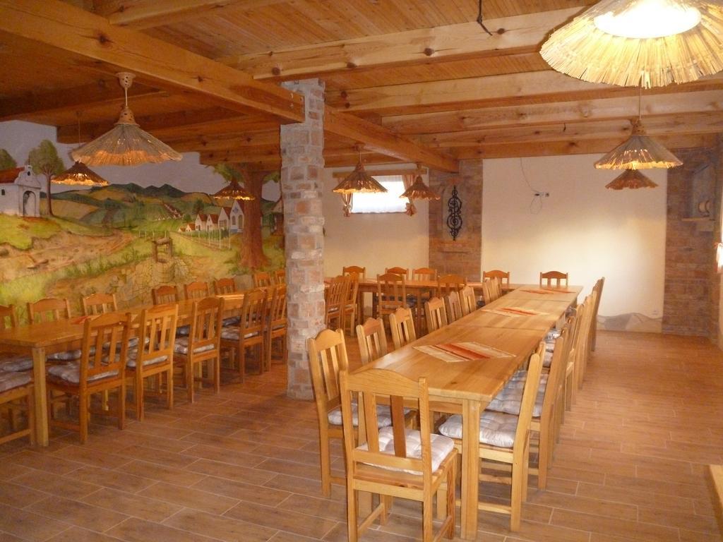 Terezín Penzion U Tomcalu מראה חיצוני תמונה